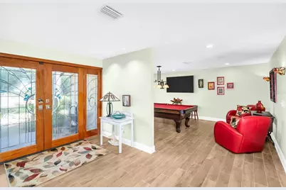 1100 Friendly Way S, Saint Petersburg, FL 33705 - Photo 6