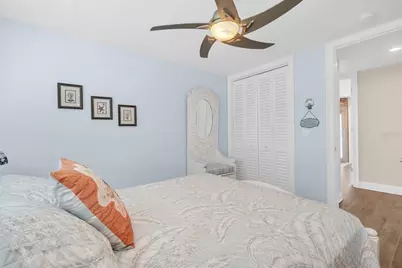 1100 Friendly Way S, Saint Petersburg, FL 33705 - Photo 40