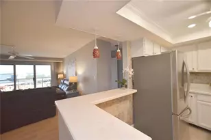 4900 Brittany Dr S, Saint Petersburg, FL 33715 - Photo 6