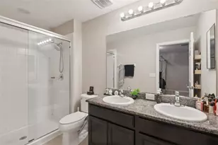 7046 Towne Lake Rd, Riverview, FL 33578 - Photo 22