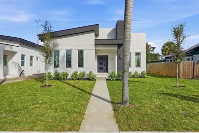 5217 4th Avenue S, Saint Petersburg, FL 33707 - Photo 1