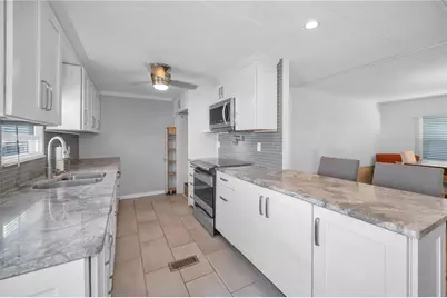 4288 86th Way N #20, Saint Petersburg, FL 33709 - Photo 10