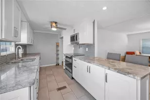 4288 86th Way N, Saint Petersburg, FL 33709 - Photo 10