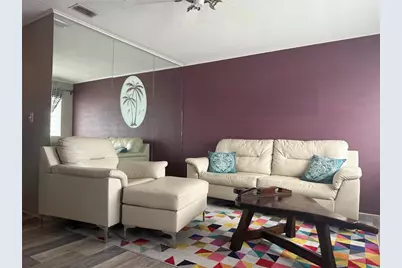 8555 112th Street #204, Seminole, FL 33772 - Photo 2