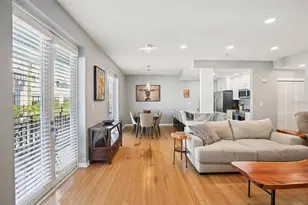 2002 E 5th Ave, Tampa, FL 33605 - Photo 2