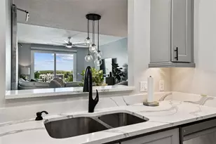 5 Island Park Pl, Dunedin, FL 34698 - Photo 14