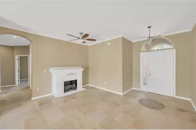 1833 Mira Lago Circle, Ruskin, FL 33570 - Photo 10