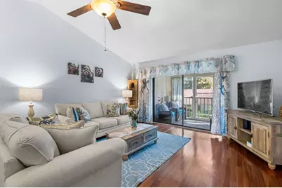 310 Kelsey Way, Sun City Center, FL 33573 - Photo 4