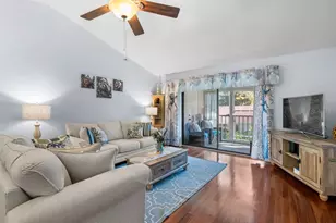 310 Kelsey Way, Sun City Center, FL 33573 - Photo 4