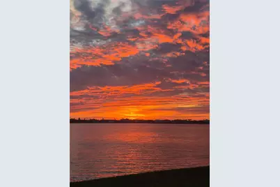 4750 Cove Circle #303, Saint Petersburg, FL 33708 - Photo 20