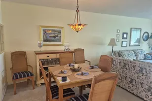 4750 Cove Cir, Saint Petersburg, FL 33708 - Photo 8