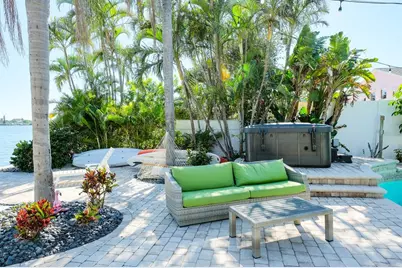 746 Boca Ciega Isle Drive, Saint Pete Beach, FL 33706 - Photo 22