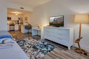 611 Destiny Dr 611 Destiny Dr, Ruskin, FL 33570 - Photo 16