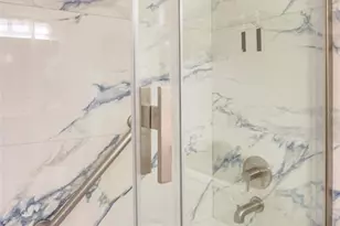 611 Destiny Dr 611 Destiny Dr, Ruskin, FL 33570 - Photo 14