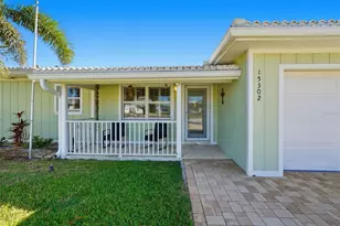15302 Harbor Dr, Madeira Beach, FL 33708 - Photo 4