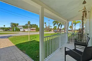 15302 Harbor Dr, Madeira Beach, FL 33708 - Photo 6