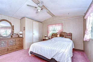 39613 Sterling Dr, Zephyrhills, FL 33542 - Photo 22