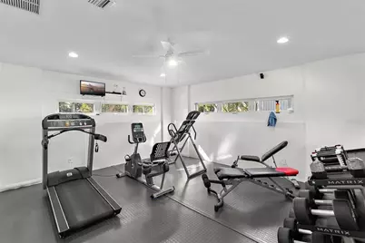 375 Madeira Circle, Tierra Verde, FL 33715 - Photo 18