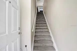 5560 Rosehill Rd, Sarasota, FL 34233 - Photo 10