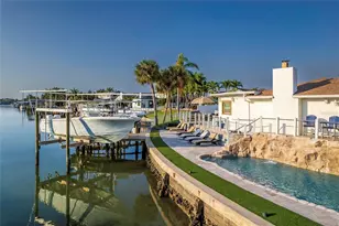 320 Harbor Passage, Clearwater Beach, FL 33767 - Photo 68