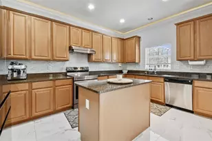 10621 Lucaya Dr, Tampa, FL 33647 - Photo 16