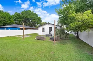 1811 E Palifox St, Tampa, FL 33610 - Photo 16