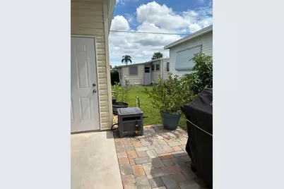 11147 102nd Way #212, Largo, FL 33773 - Photo 12