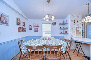 3922 William Hume Dr, Zephyrhills, FL 33541 - Photo 8