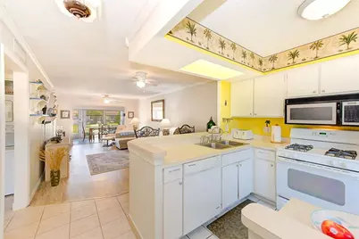 1619 Mission Hills Boulevard, Clearwater, FL 33759 - Photo 2