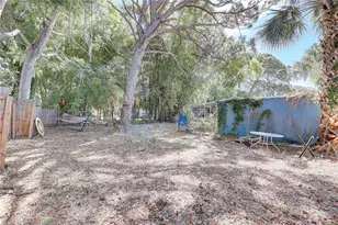745 Alamanda Way S, Saint Petersburg, FL 33705 - Photo 30