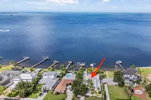 615 N Mayo St, Crystal Beach, FL 34681 - Photo 64