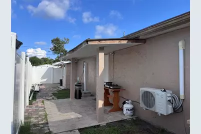 6017 N Hale Avenue, Tampa, FL 33614 - Photo 8