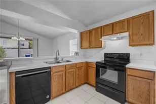 6923 Waterbrook Ct, Gibsonton, FL 33534 - Photo 54