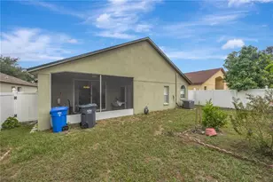 6923 Waterbrook Ct, Gibsonton, FL 33534 - Photo 12