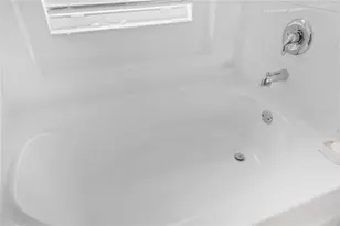 6923 Waterbrook Ct, Gibsonton, FL 33534 - Photo 10