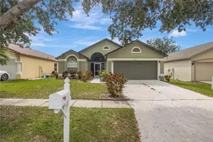 6923 Waterbrook Ct, Gibsonton, FL 33534 - Photo 2