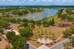 6923 Waterbrook Ct, Gibsonton, FL 33534 - Photo 16