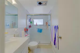 1900 58th Ave N, Saint Petersburg, FL 33714 - Photo 18