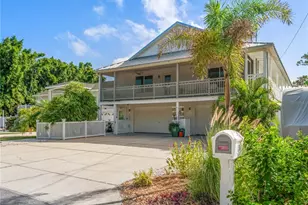 109 Peterson Ln, Palm Harbor, FL 34683 - Photo 2