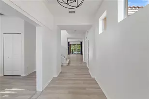 410 Las Fuentes Dr, Kissimmee, FL 34746 - Photo 2