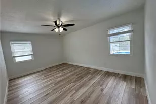 7608 Lakeside Blvd, Tampa, FL 33614 - Photo 22