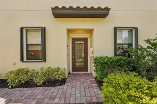 20429 Lagente Cir, Venice, FL 34293 - Photo 2