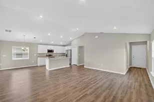 1047 Aruba Ave, Mulberry, FL 33860 - Photo 4