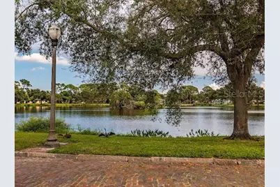 6449 Dartmouth Avenue N, Saint Petersburg, FL 33710 - Photo 10