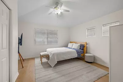 2218 Climbing Ivy Drive, Tampa, FL 33618 - Photo 30