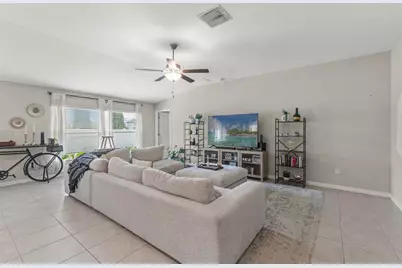 3802 Daisy Bloom Place, Tampa, FL 33619 - Photo 4