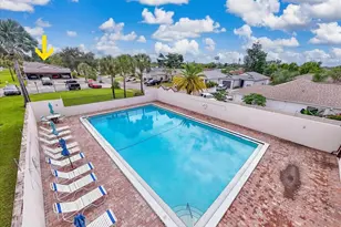 6104 39th Ave W, Bradenton, FL 34209 - Photo 4