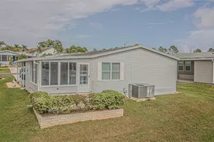 37630 Landis Ave, Zephyrhills, FL 33541 - Photo 40