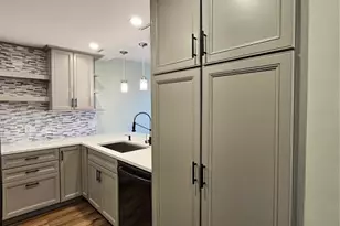 4141 Bayshore Blvd, Tampa, FL 33611 - Photo 4