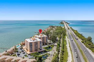 7432 Sunshine Skyway Ln S, Saint Petersburg, FL 33711 - Photo 50